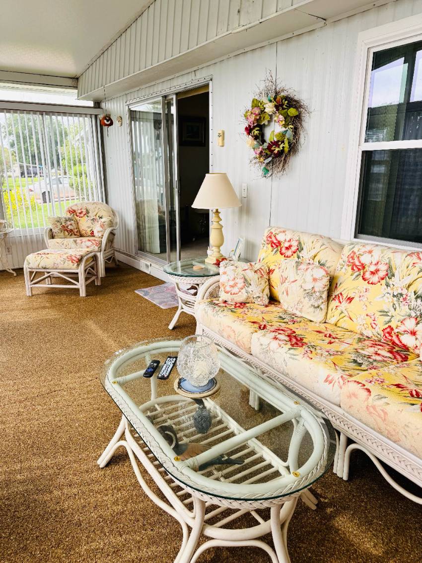 112 Sargasso Lane a Winter Haven, FL Mobile or Manufactured Home for Sale